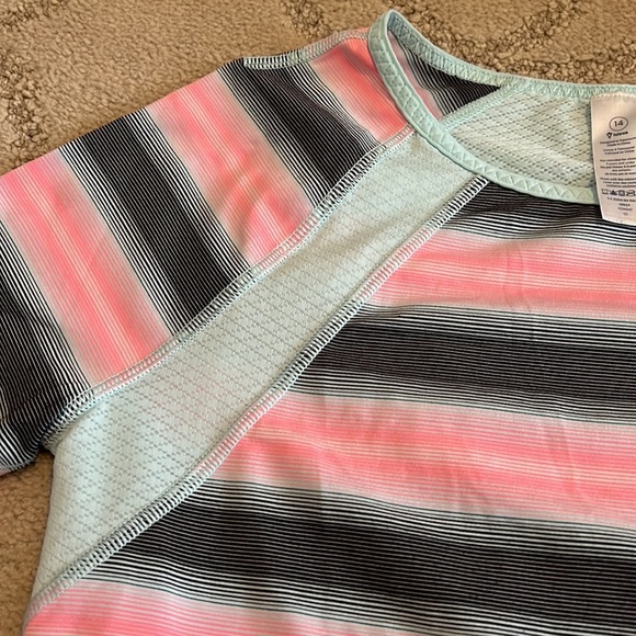 Tee - Picture 5 of 14